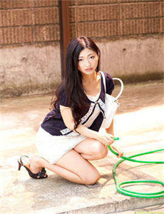 巨黄的长篇肉辣文小说-佐藤美纪