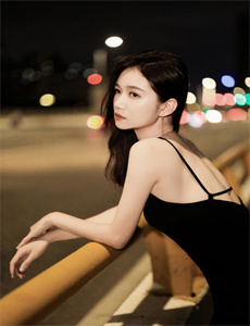 美女洗澡把胸和屁股扒开给别人看-高冈早纪怪物